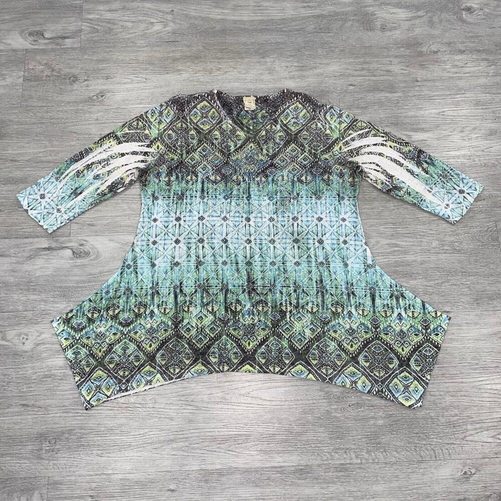 Jess & Jane Top Women’s 1X Assymetrical Hem Art To Wear 3/4 Sleeves Tunic Shirt